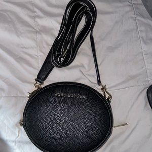 Marc Jacobs circle crossbody bag